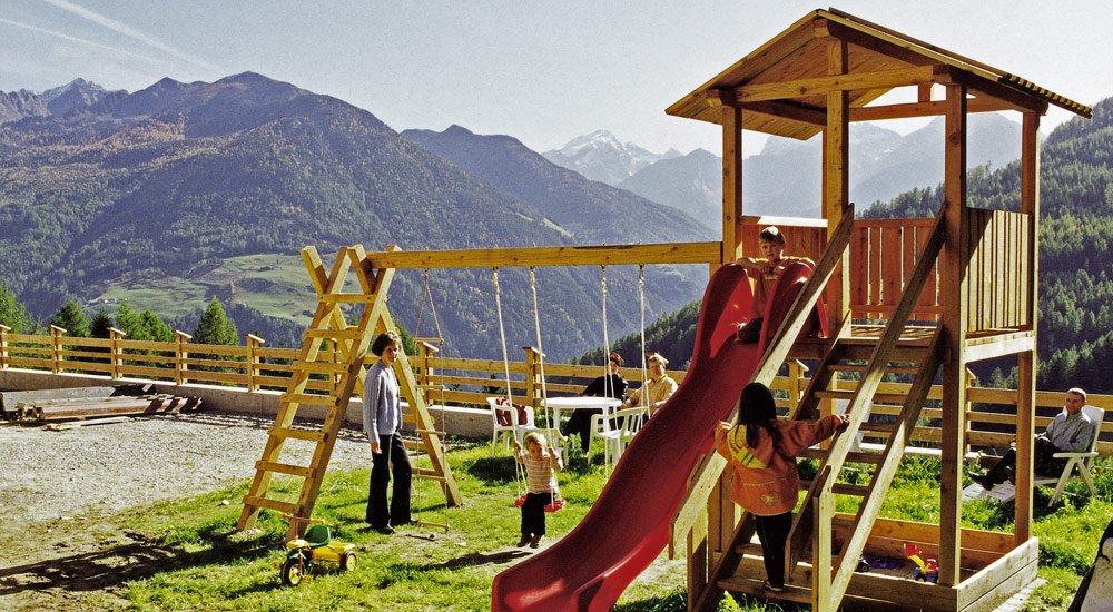 Vacanza in agriturismo in Valle Aurina nel paradiso per bambini del maso Bruneggerhof